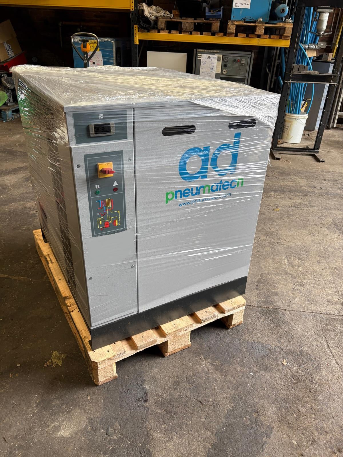 Pneumatech AD635 635 cfm — TACS - The Air Compressor Store