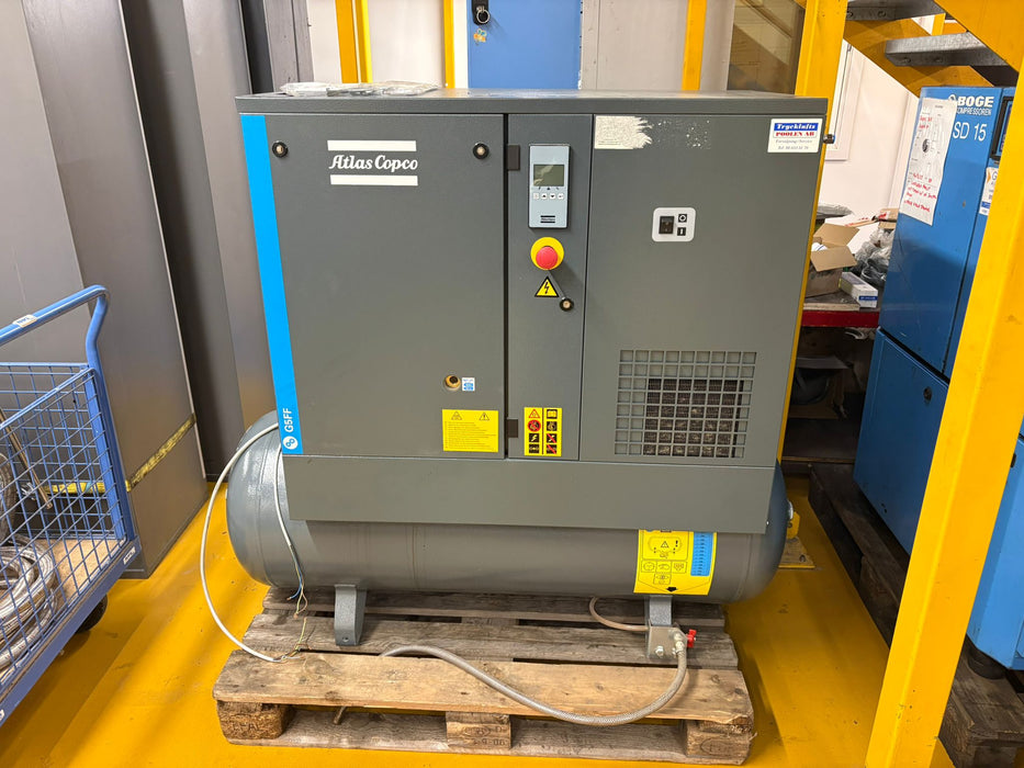 G5FF 5.5kW Oil-injected screw compressor with integrated dryer - 10bar, receiver mounted